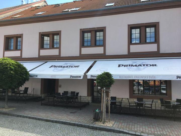 Hotel Kralovsky Dvur Hořice 外观 照片