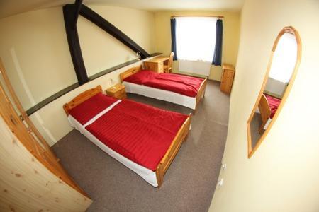 Hotel Kralovsky Dvur Hořice 外观 照片