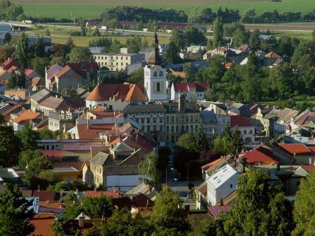 Hotel Kralovsky Dvur Hořice 外观 照片
