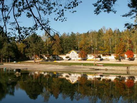 Hotel Kralovsky Dvur Hořice 外观 照片